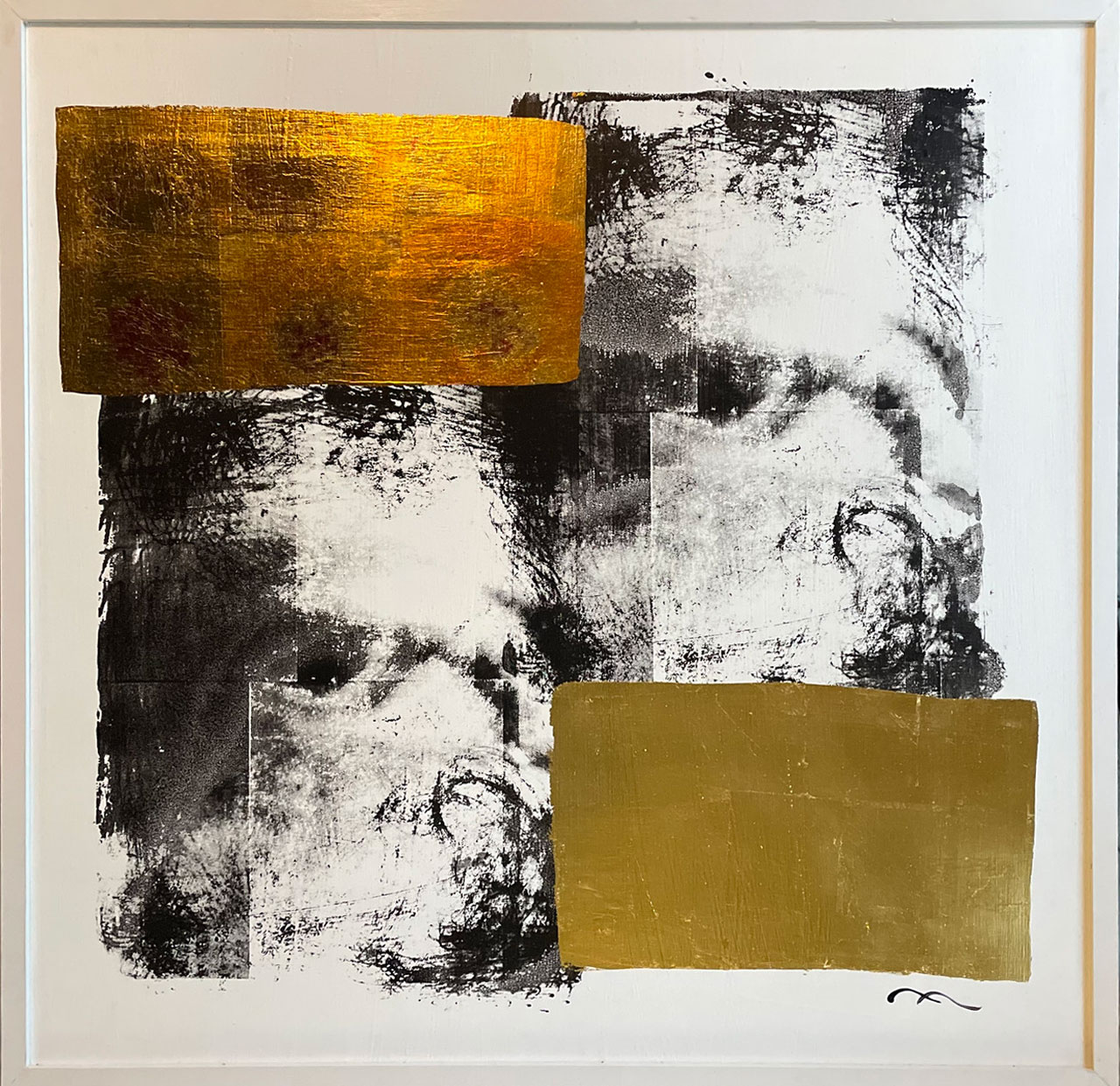 Smith’s silkscreens begin with photographs of the human face, abstracting the images with paint and gilding to evoke the complexity and universality of human emotion.